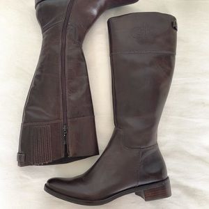 BUCKINGHAM BRAZILIAN BROWN KNEE HIGH BOOTS 👢!!!!!